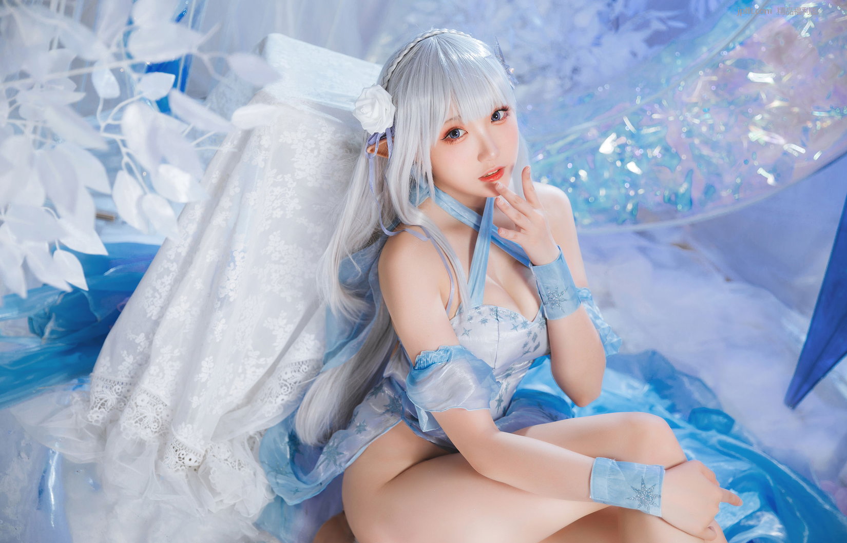 ˮ/28P  @] ϣCoser [Coser 1ҳ 